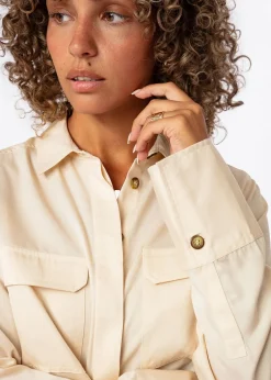 Beige skjorta i tencel
