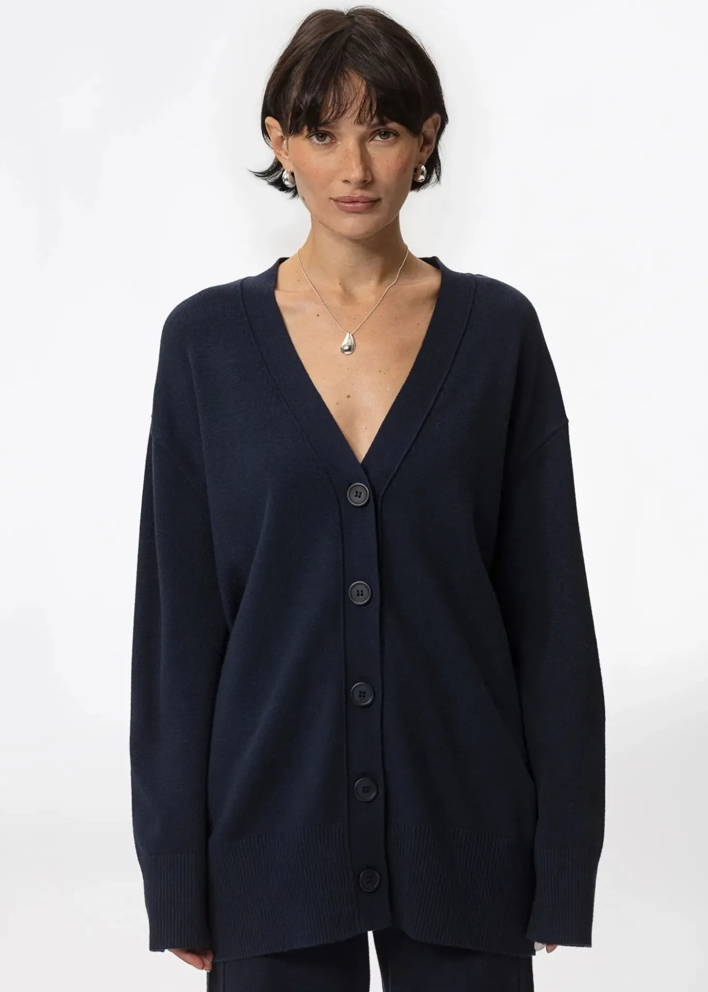 Blå finstickad cardigan