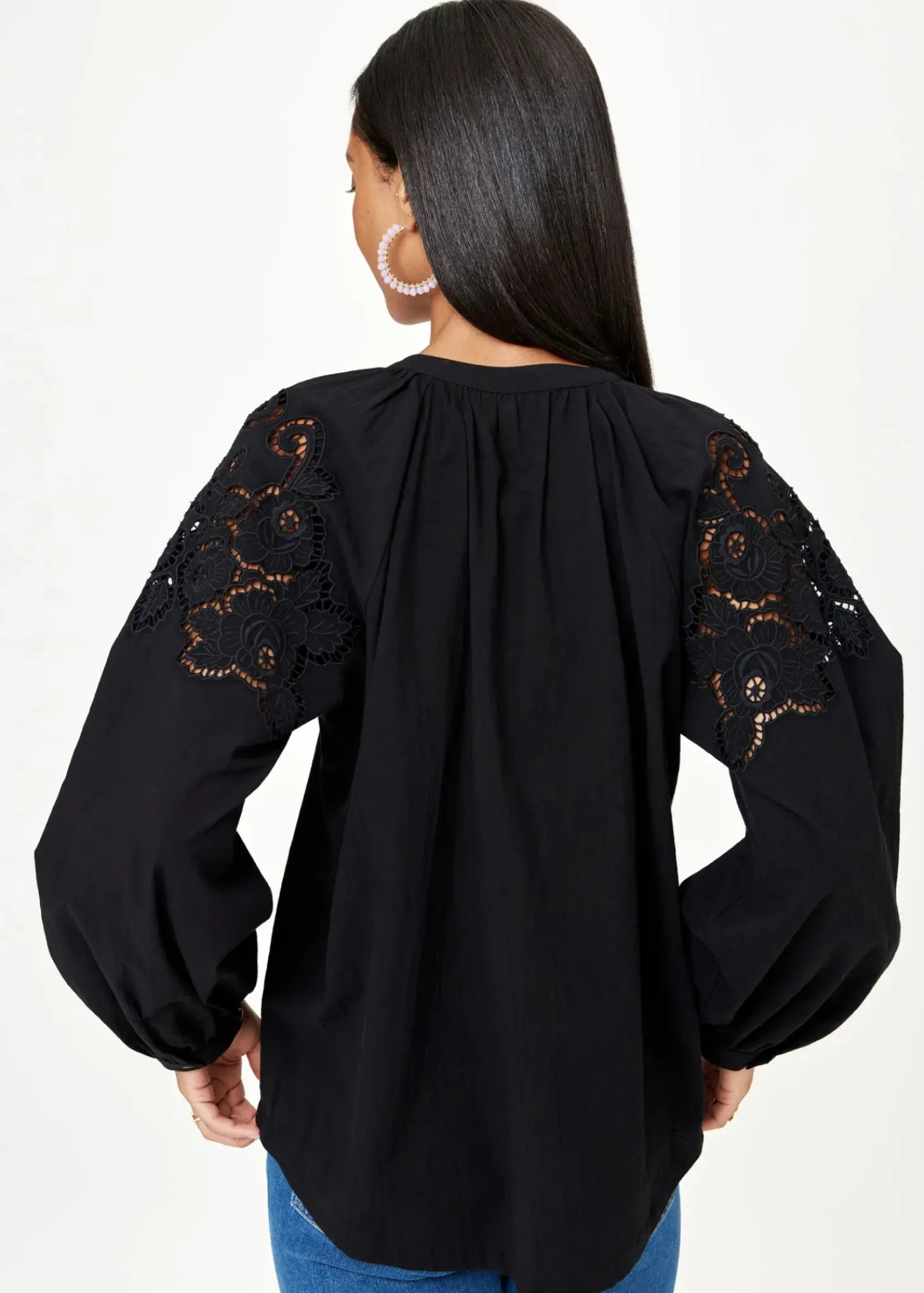 Broderad blus