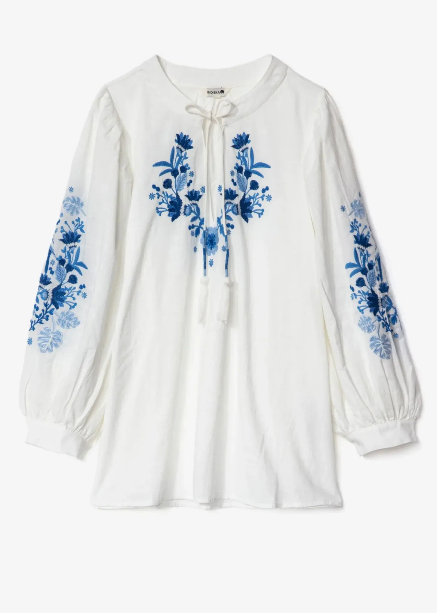 Broderad blus med puffärm