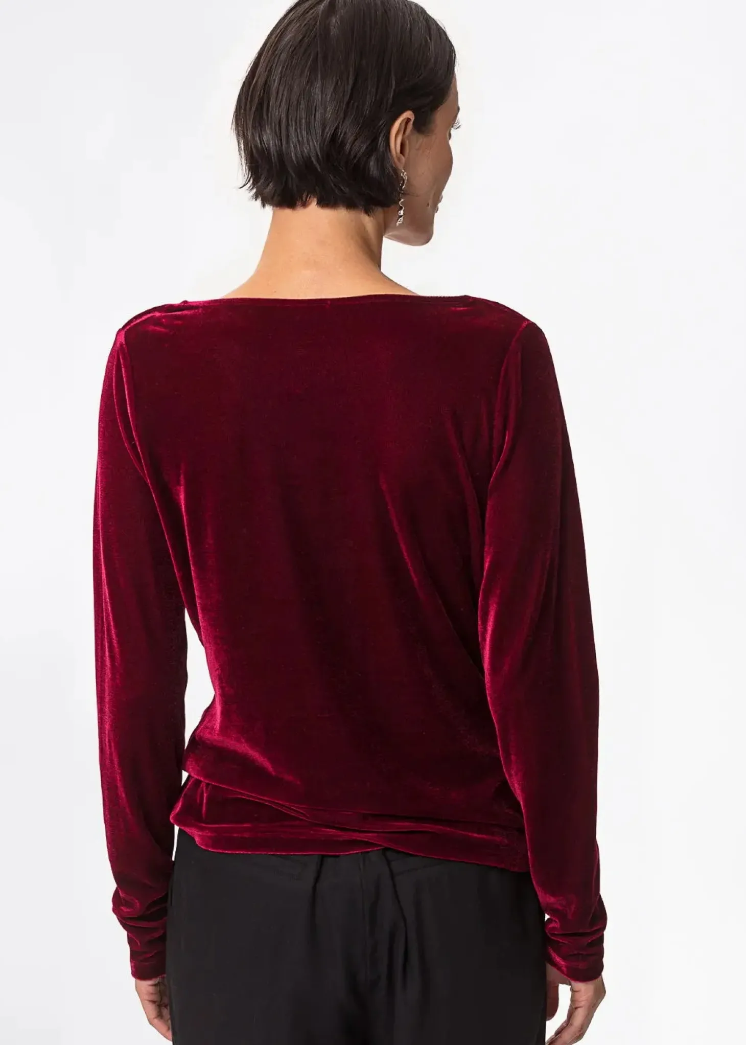Draperad röd velourtopp