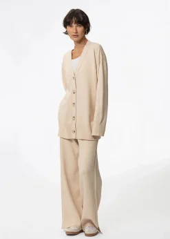 Finstickad cardigan