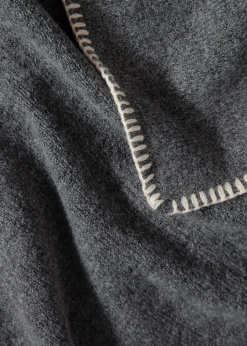 Grå poncho