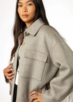 Grå/beige ulljacka med fransar