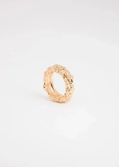 Guldfärgad ring