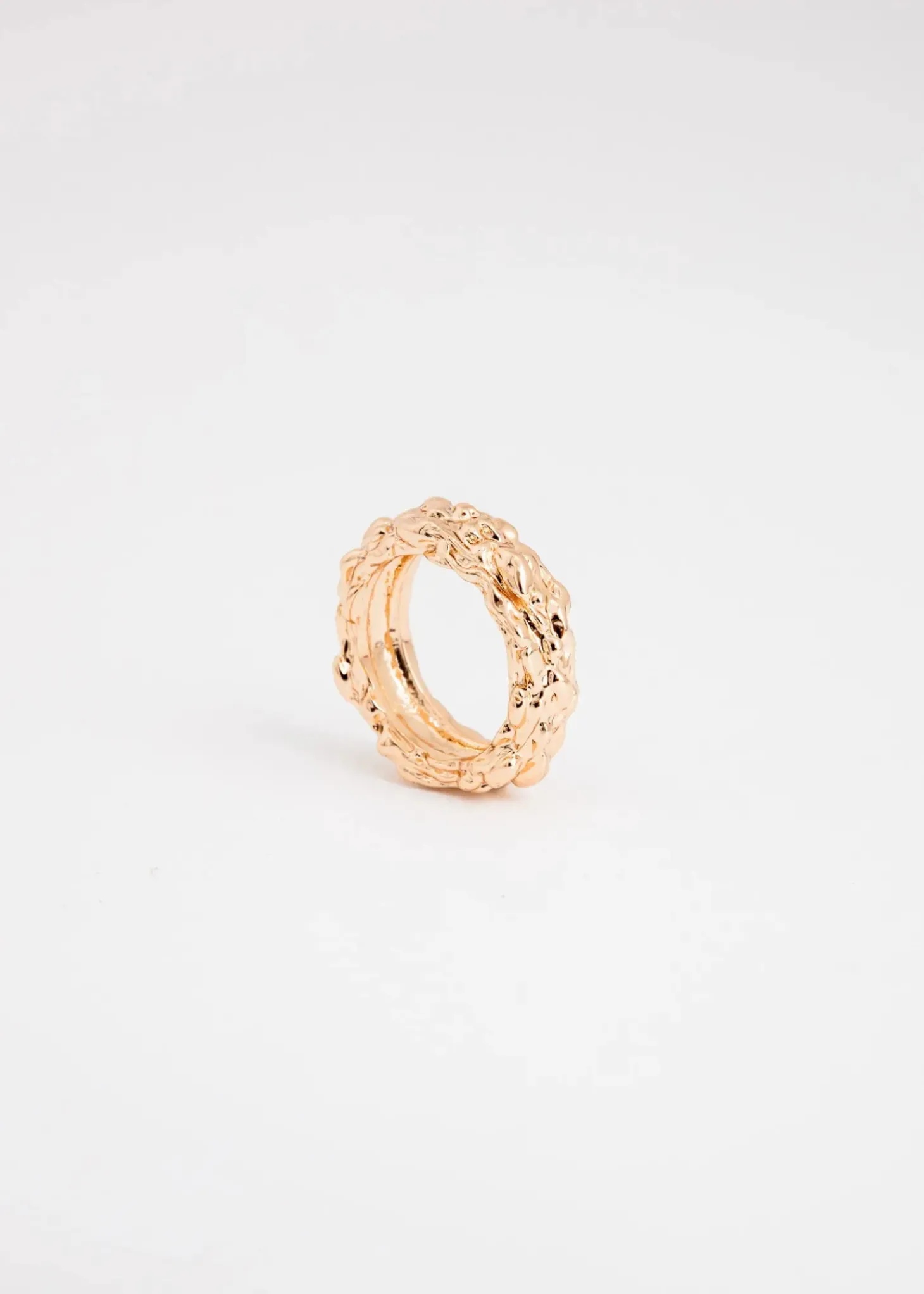 Guldfärgad ring