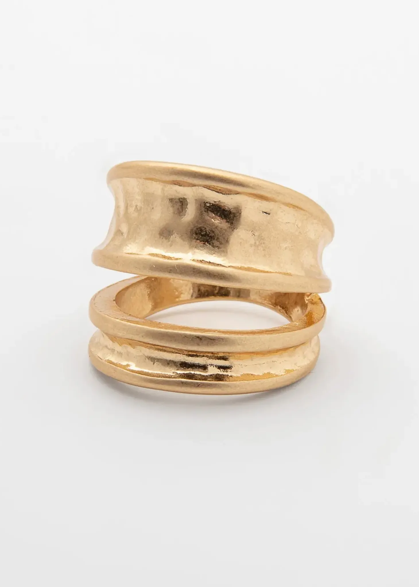 Guldfärgad ring