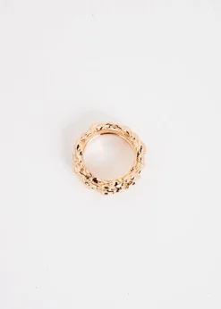 Guldfärgad ring