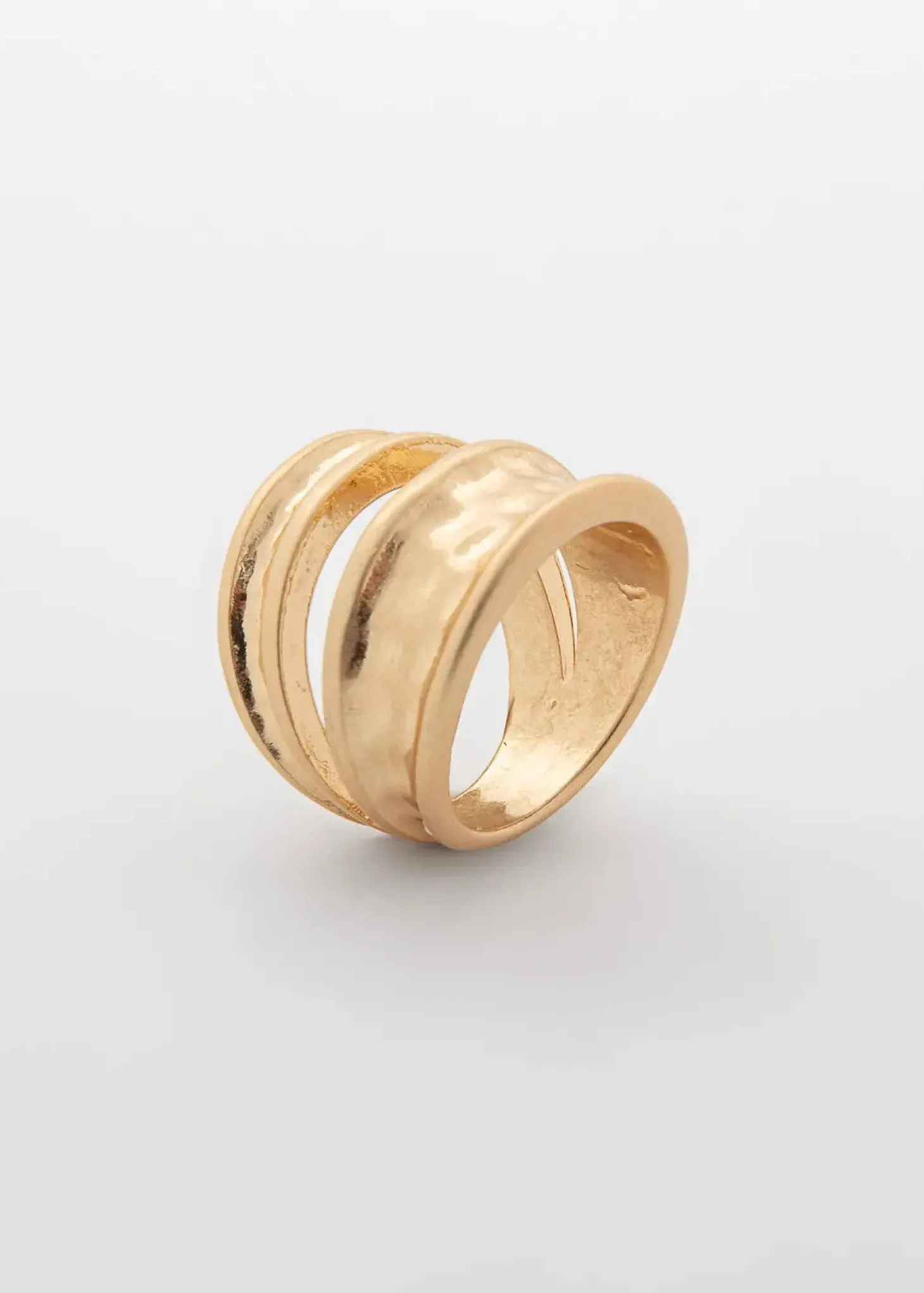 Guldfärgad ring