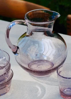 Karaff med små bubblor