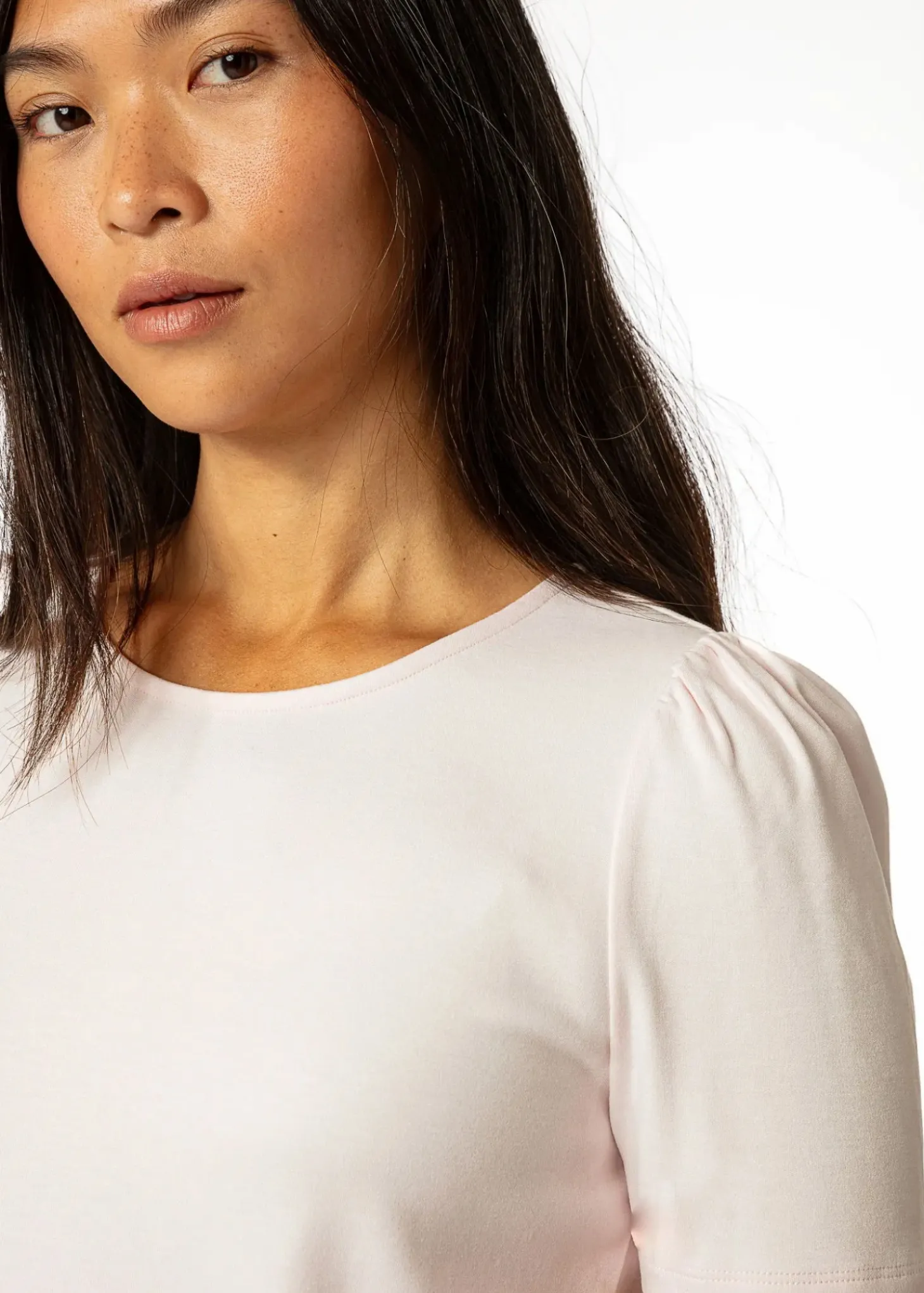 Ljusrosa t-shirt med puffärm