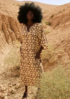 Lång mönstrad kaftan