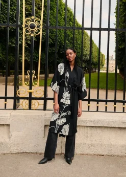 Mönstrad svart kimono