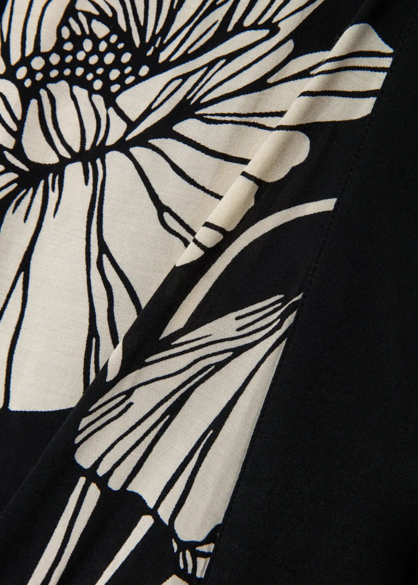 Mönstrad svart kimono