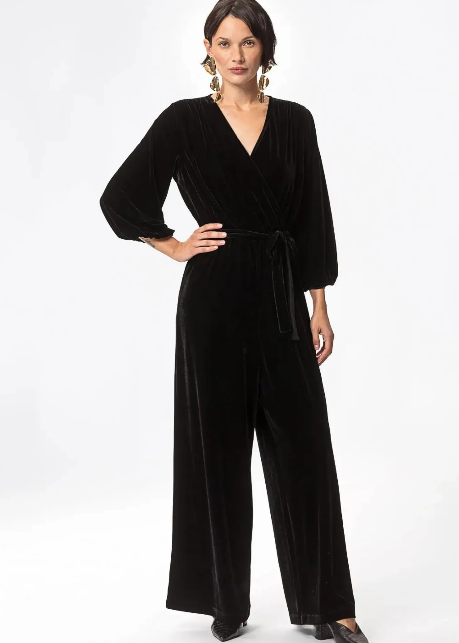 Svart byxdress i velour