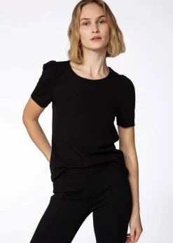 Svart t-shirt med puffärm