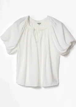 Vit blus med puffärm